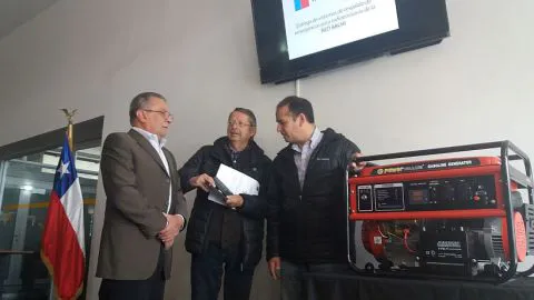 Radioemisoras de Archi recibieron generadores de respaldo ante emergencias