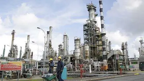 Denuncia por escándalo de corrupción remece a nivel gerencial de Refinerías Enap Biobío