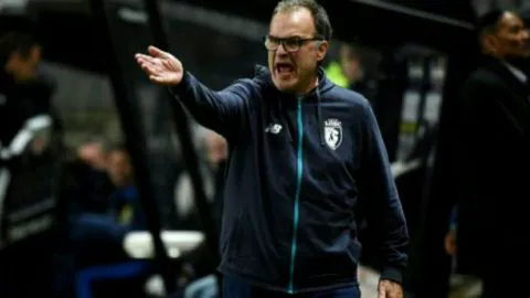 Equipo francés terminó por despedir a Marcelo Bielsa