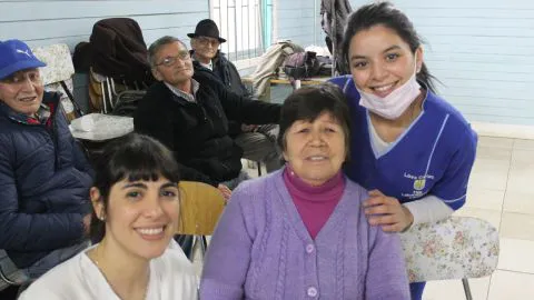 Alumnos del IP Virginio Gómez realizarán operativos dentales para adultos mayores en Ñuble y Biobío