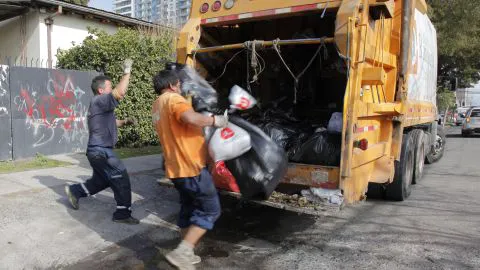 Cámara Baja aprueba mejoras en sueldos de recolectores de basura