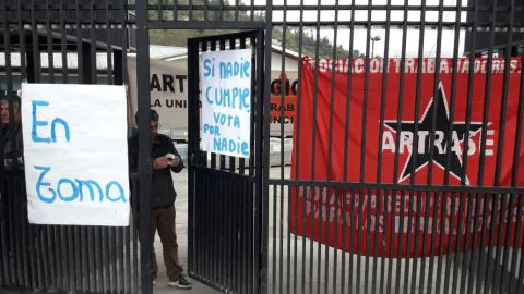 Funcionarios del Sename se tomaron el Centro CREAD Capullo en Chiguayante