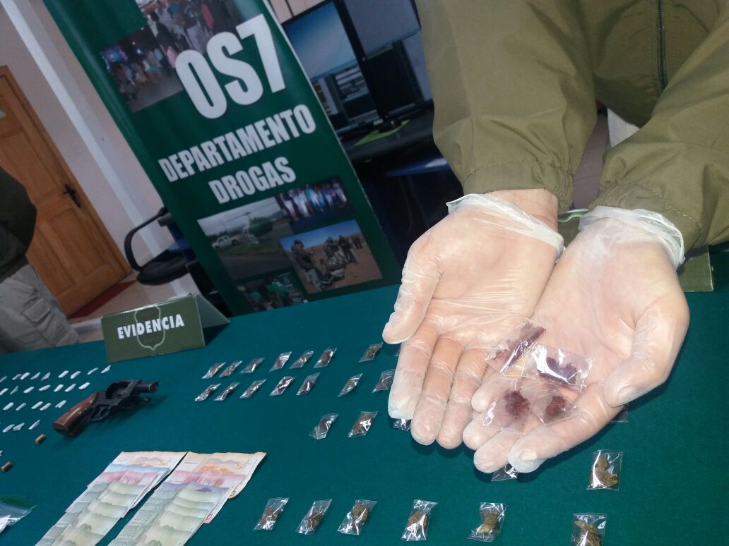 Descubren inédita droga con frutos rojos para el aroma y sabor en Talcahuano