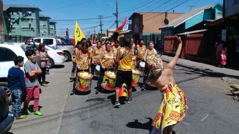 Carnaval de las Aguas inundó de música Michaihue y Boca Sur