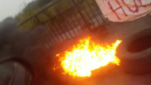 Barricadas en la ruta 160 impiden el normal tránsito de vehículos