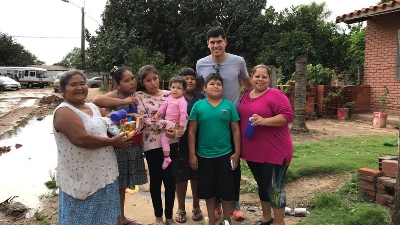 El noble gesto navideño del arquero de Huachipato en su ciudad natal