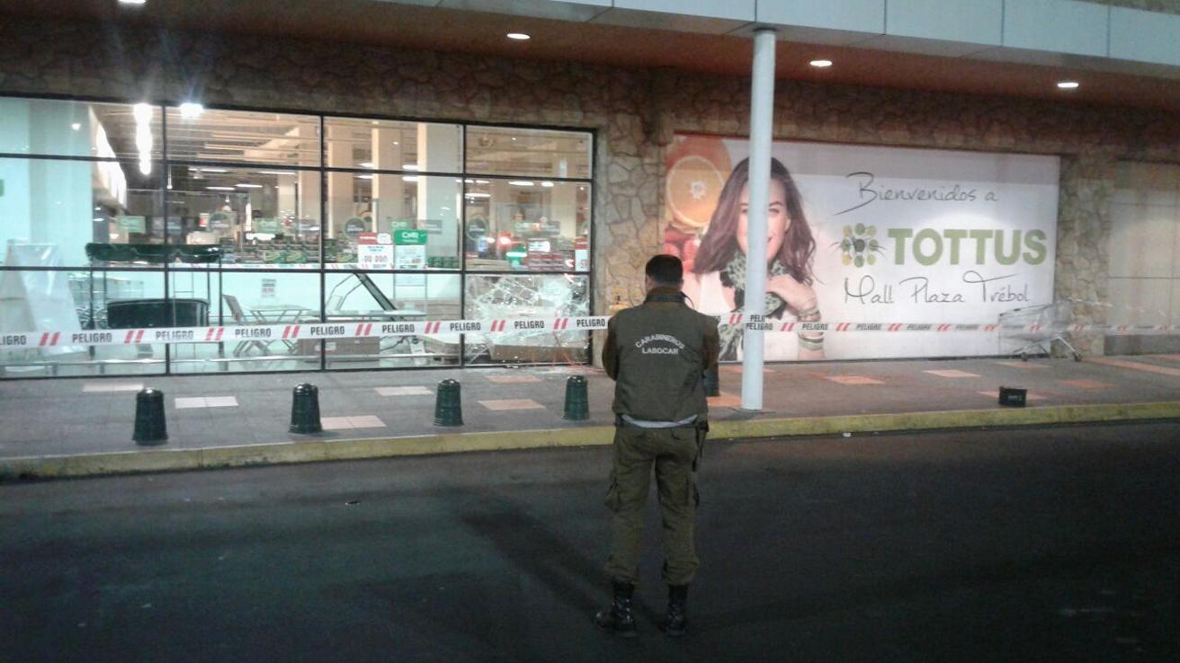 Otra vez delincuentes intentaron robar en el Mall del Trébol