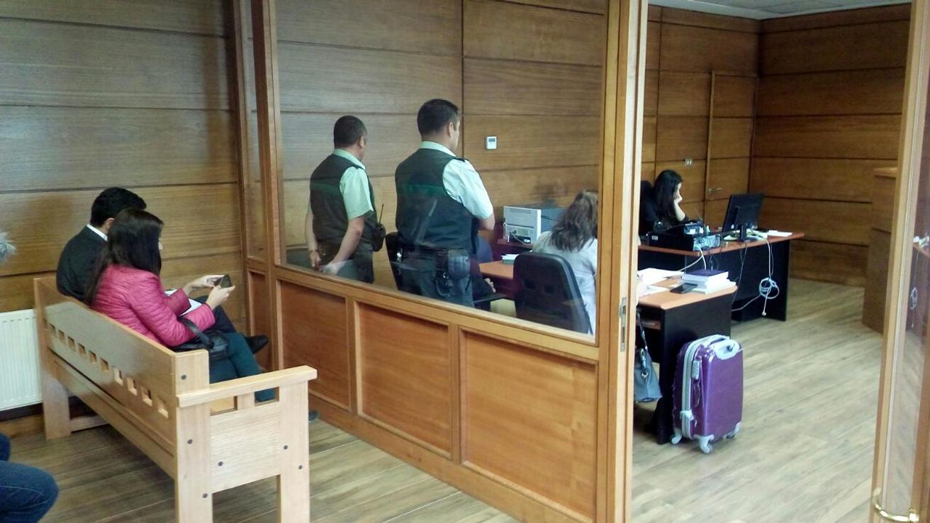 Panadero que apuñaló a presunto delincuente que le robaba quedó con prohibición de acercarse al antisocial