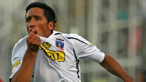 Lucas Barrios descarta su regreso a Colo Colo