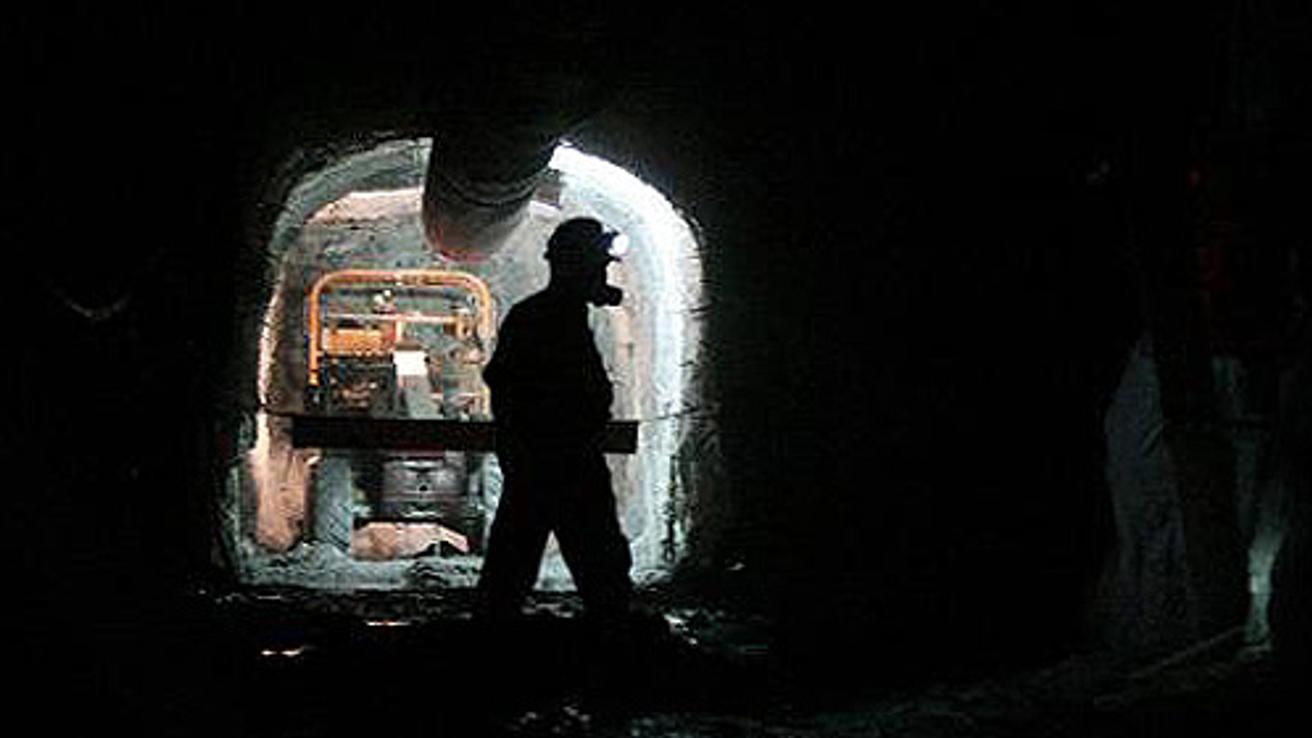 El desesperado llamado de 90 mineros del carbón que cumplen 2 meses sin sueldo