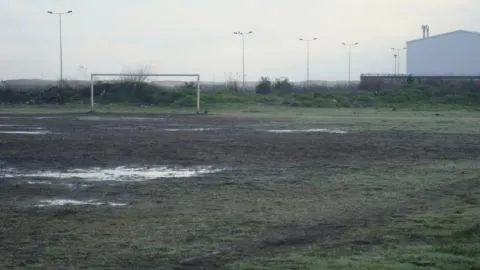Cambiarán la cara a popular cancha de San Pedro de la Paz