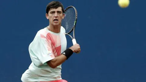 Promesa del tenis chileno es campeón en Estados Unidos