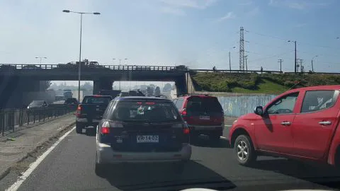 Caos vial afecta el puente Juan Pablo II en dirección a San Pedro de la Paz