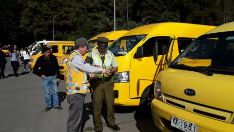 Exhaustiva fiscalización a furgones escolares en la previa de ingreso a clases en el Gran Concepción
