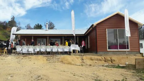 Aún no son reconstruidas todas las casas tras los mega incendios forestales del año pasado en el Biobío