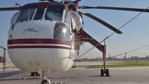 La nuevo joyita para el combate de incendios forestales: Athena lanza 10 mil litros de agua