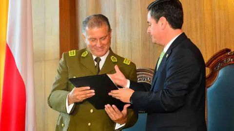 Alcalde de Concepción defendió condición de Hijo Ilustre del ex general Villalobos