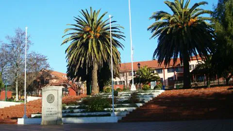 Florida conectado: vecinos ya pueden navegar a través del WiFi dispuesto en la Plaza de Armas