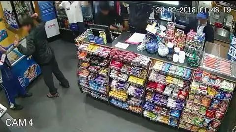 Tres menores protagonizan violento asalto a servicentro en Concepción