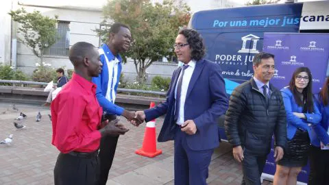 Bus de la Justicia se movilizará para atender a migrantes en diversas comunas de la región
