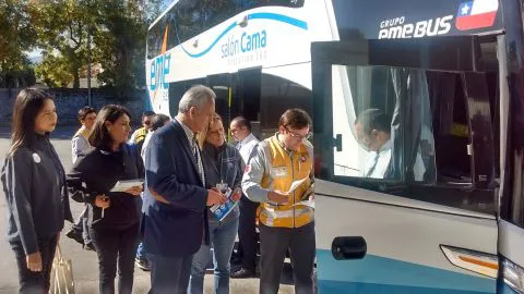 Masiva salida de pasajeros por Semana Santa: más de mil fiscalizaciones a buses interurbanos