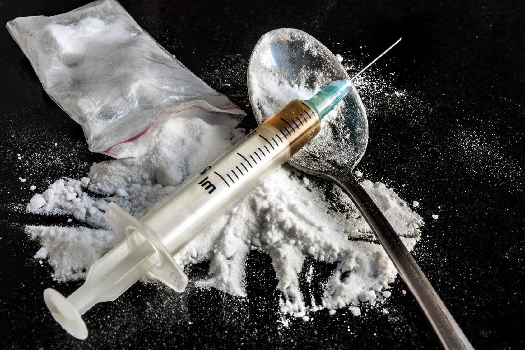 Detienen a conductor que dio positivo en todas las drogas
