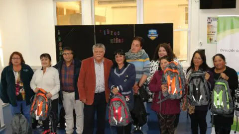 300 familias de San Pedro de la Costa recibieron kit de seguridad para emergencias