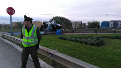 Volcamiento de vehículo dejó 2 víctimas fatales en Hualpén
