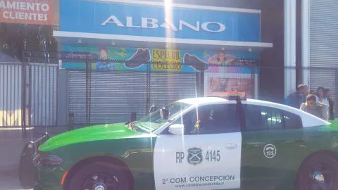 Insólito robo en pleno centro de Concepción: se habrían llevado 5 mil pares de zapatos