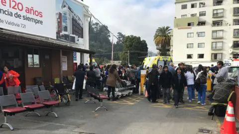 Confirman que al menos tres personas habrían fallecido tras explosión en Sanatorio Alemán