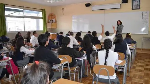 Filosofía se queda. Tras varios análisis, se determinó que será un ramo oficial y obligatorio