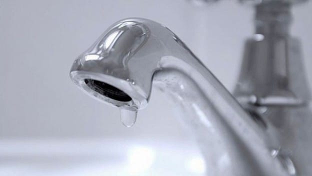 Rotura de tubería de gran envergadura de Essbio mantiene a la mitad de Los Ángeles sin agua