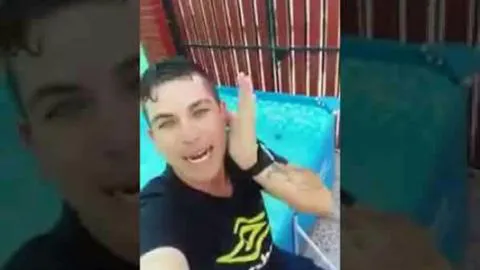 El “Fritanga, reptiliano máximo”: el nuevo fenómeno viral del momento