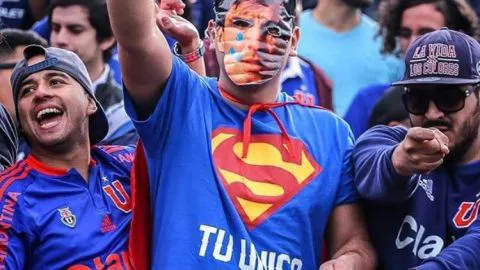 Hincha de la U que participó en burla a Raimundo Tupper fue detenido en Talcahuano