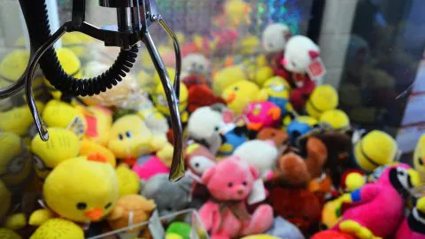 Chileno reveló como no parar de sacar peluches