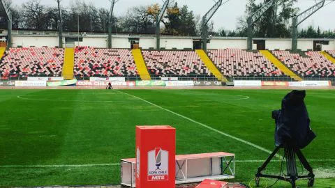 Cancha hizo agua: suspenden partido entre Rangers y Huachipato por mal tiempo