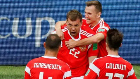 Rusia aplastó 5-0 a Arabia Saudita de Juan Antonio Pizzi
