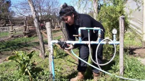 INDAP Beneficia a agricultores de Florida y Tomé con bono legal de aguas