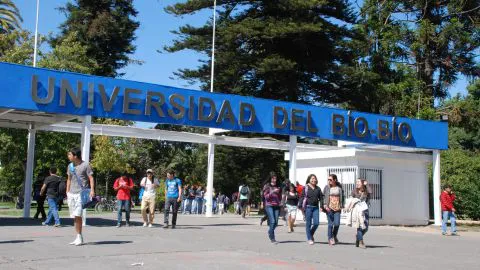 Deponen toma feminista que mantenía sin clases a gran parte de la Universidad del Biobío