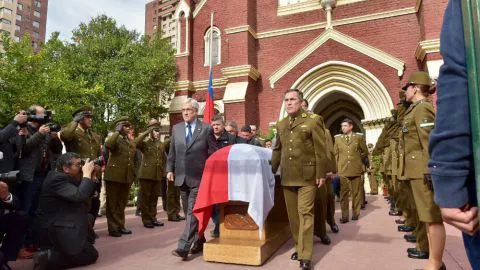 Emotiva despedida de cabo primero Óscar Galindo marca su regreso a Cañete