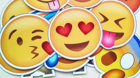 ¡Feliz día del emoji! :) ¿Cuál es tu favorito?