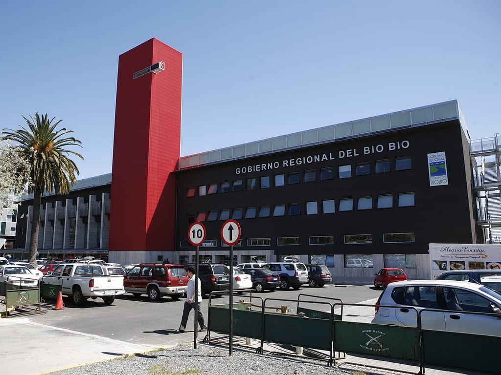 Gobierno Regional del Biobío debe pagar licencia médica objetada a ex jefa de división despedida