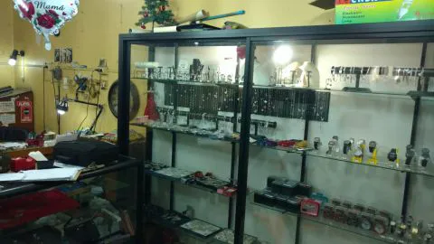 Tras allanamientos en Coronel detienen a banda involucrada en millonario asalto a joyería de Lota