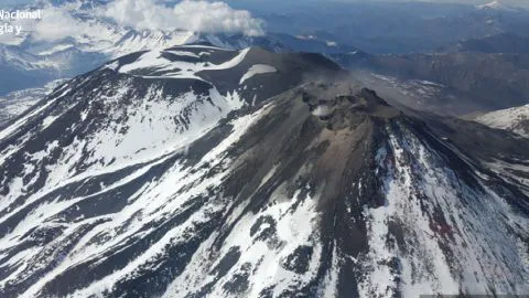 Parte del domo del Volcán Chillán se habría destruido tras explosión