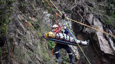 [FOTOS] Bomberos penquistas se convierten en los únicos con certificación para acudir a rescates en Chile