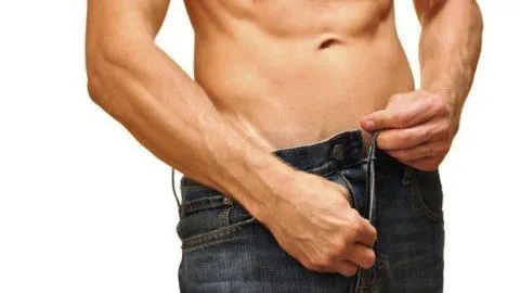 Blanqueamiento de pene, la técnica que es furor en hombres