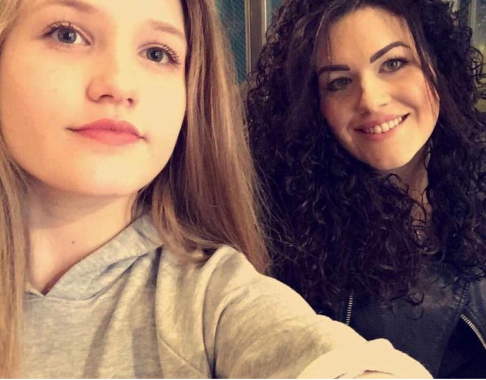 Falsa publicación en redes sociales: Hace creer a una madre que su hija se había suicidado