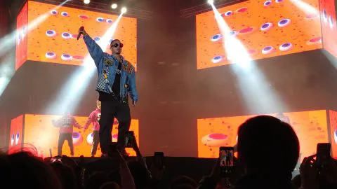 J Balvin hizo vibrar a toda su fanaticada en Concepción