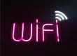 No le bastó con robar la casa, también quería la clave de WiFi