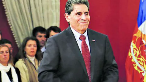 Ministro de las Culturas renuncia luego de polémica por dichos sobre Museo de la Memoria